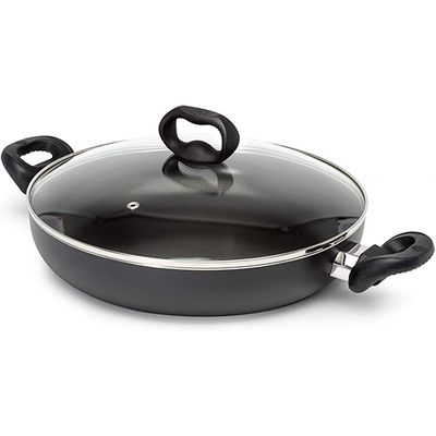 Evolve Everyday Pan with Lid on white background